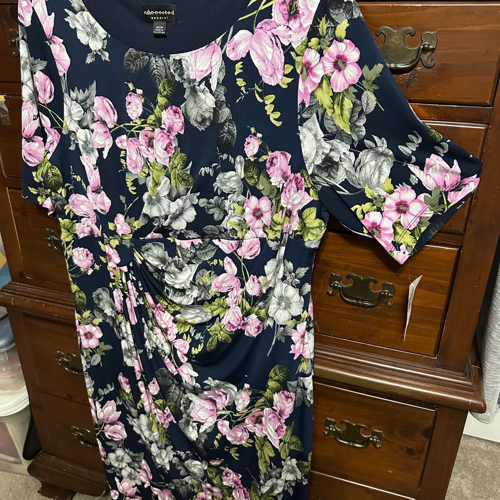 Connected apparel lilac floral dress - Picture 6 of 7